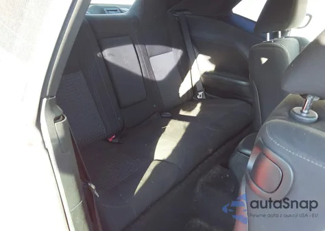 2016 Dodge Challenger Sxt z USA, uszkodzony, nr VIN 2C3CDZAG8GH195311